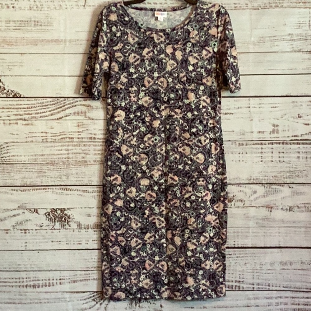 Size M Lularoe Julia